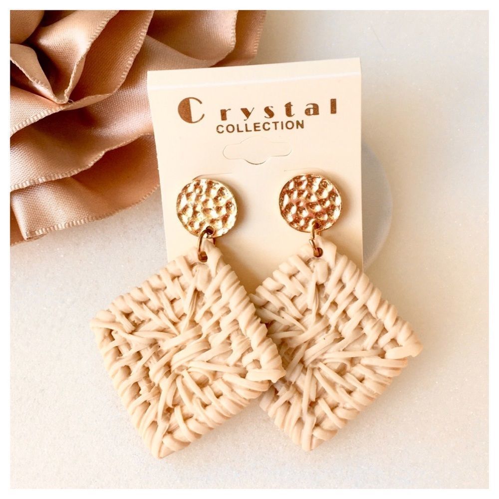 NWT Boho Woven Look Square Drop Statement Earrings